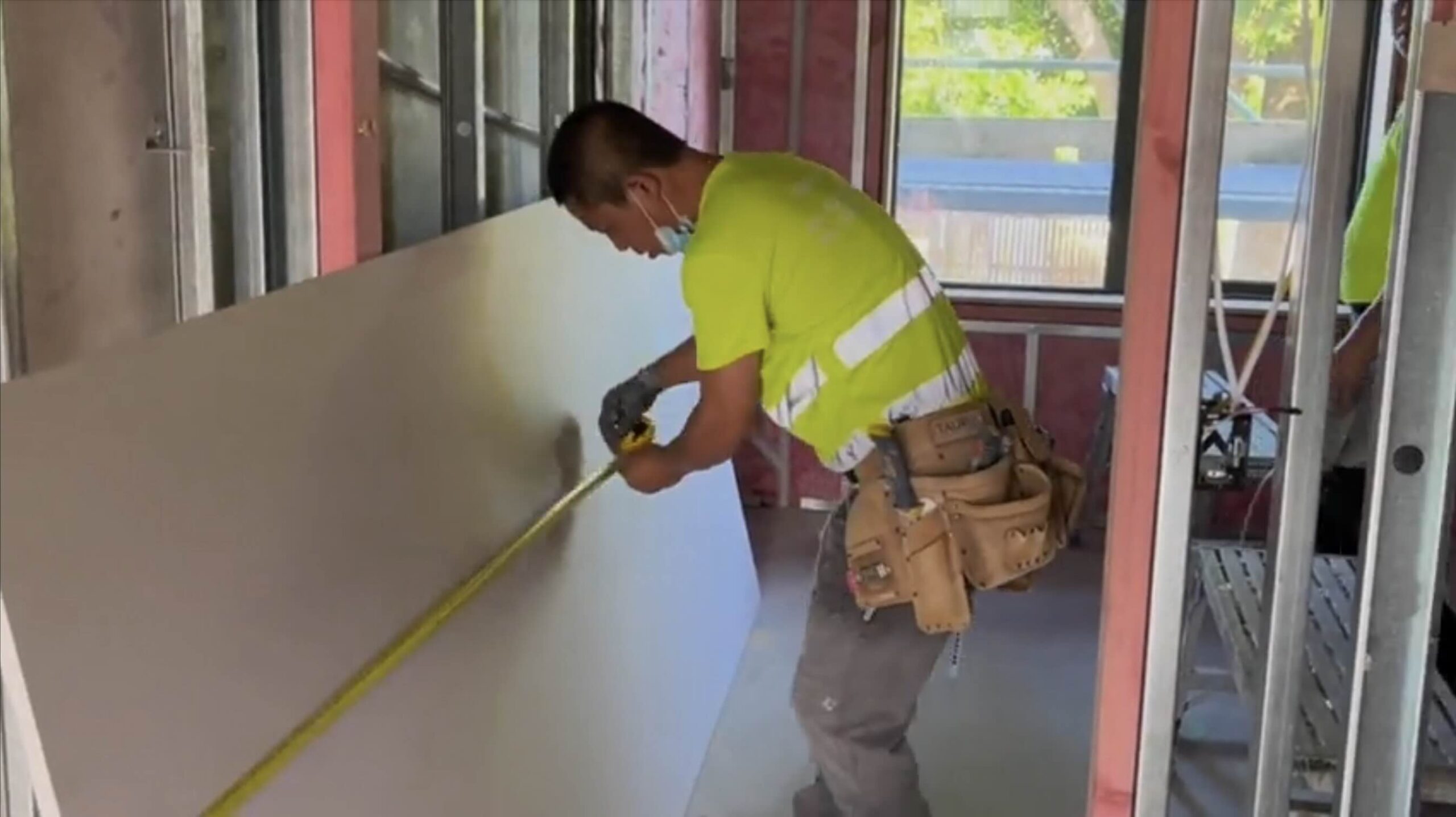 Stopping and jointing